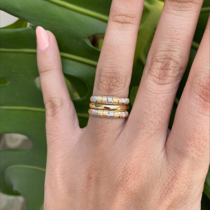Anel Par Aparador Tricolor Diamantado Quadrados Ouro 18k