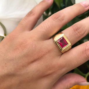 Anel Formatura com Pedra de Zircônia 8x10mm Ouro 18k