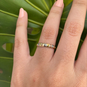 Anel Aparador Quadriculado Tricolor Ouro 18k