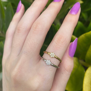 Anel Flor Pavê com 13 Diamantes Ouro 18k