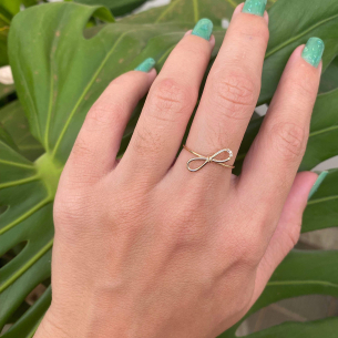 Anel Laço com Diamante Ouro 18k