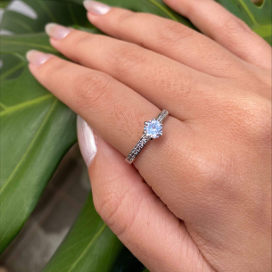 Anel Solitário com Zircônia 4.5mm Ouro Branco 18k