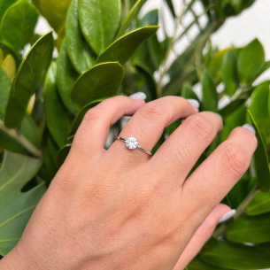Anel Solitário com Zircônia 5.5mm Ouro Branco 18k