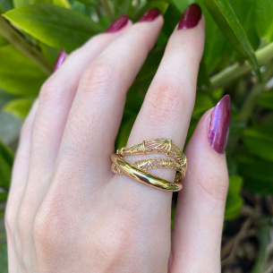 Anel Três Aros com Detalhes Vazados Ouro 18k