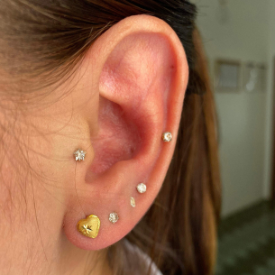 Brinco Coração Pequeno Fosco e Diamantado 6mm Ouro 18k