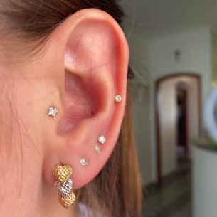 Brinco Três Corações Tricolor Diamantado Ouro 18k