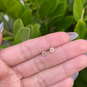 Brinco Baby Florzinha Azul Ouro 18k