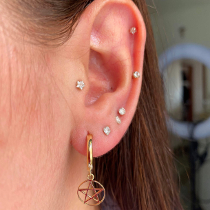 Brinco Argola Pingente com Estrela Ouro 18k