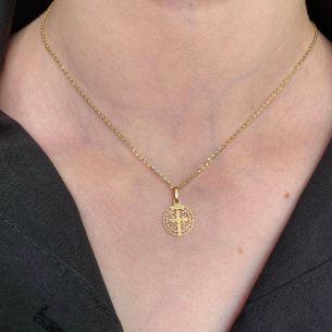 Pingente São Bento PP Vazado Ouro 18k