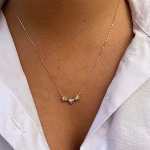 Gargantilha Três Corações Tricolor com Quadrados Ouro 18k