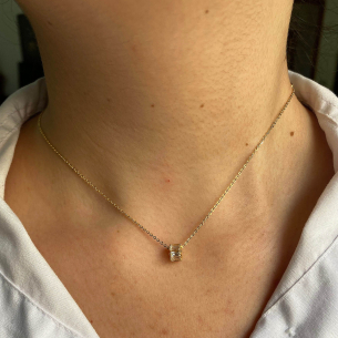 Pingente Separador com 8 Pedras de Zircônia Ouro 18k
