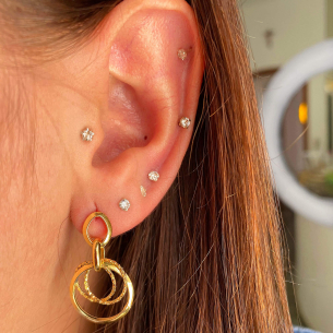 Brinco Elos Entrelaçados Redondo e Oval Ouro 18k