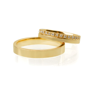 Par de Alianças Quadrada Lisa e Com Diamantes Ouro 18k