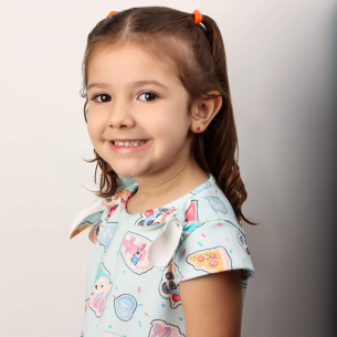 Brinco Baby de Moranguinho com Resina Ouro 18k