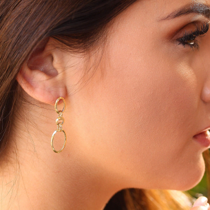 Brinco com Argolas Estilizadas e Diamantadas Ouro 18k
