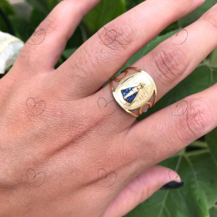 Anel Nossa Senhora Aparecida com Safira Natural Ouro 18k