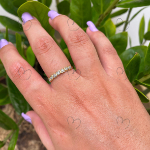 Anel Corações com Zircônias Cravejadas Ouro 18k