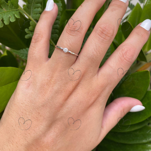 Anel Solitário com Diamante Natural Aro Trabalhado Ouro Branco 18k