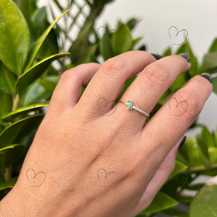 Anel Pedra Baguete Esmeralda e Diamantes Ouro 18k
