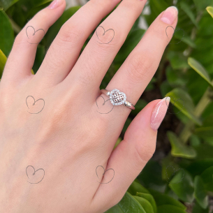 Anel Coração Vazado Com Diamantes Moissanitas Ouro 18k