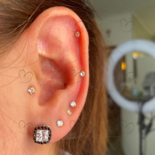Brinco Solitário Quadrado com Ródio Negro Ouro Branco 18k