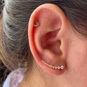 Brinco Ear Cuff Fileira Crescente com Zircônia Ouro 18k