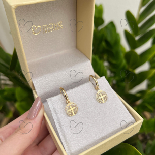 Brinco Argola com Pingente São Bento Ouro 18k