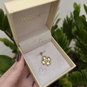 Pingente Trevo de Quatro Folhas Liso Ouro 18k