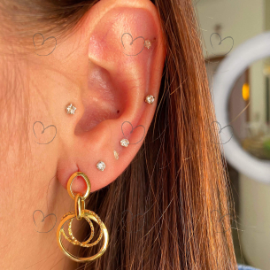 Brinco Elos Entrelaçados Redondo e Oval Ouro 18k