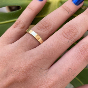 Aliança Quadrada 3.5mm Ouro 18k